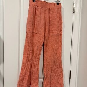 Textured Wide-Leg Pants